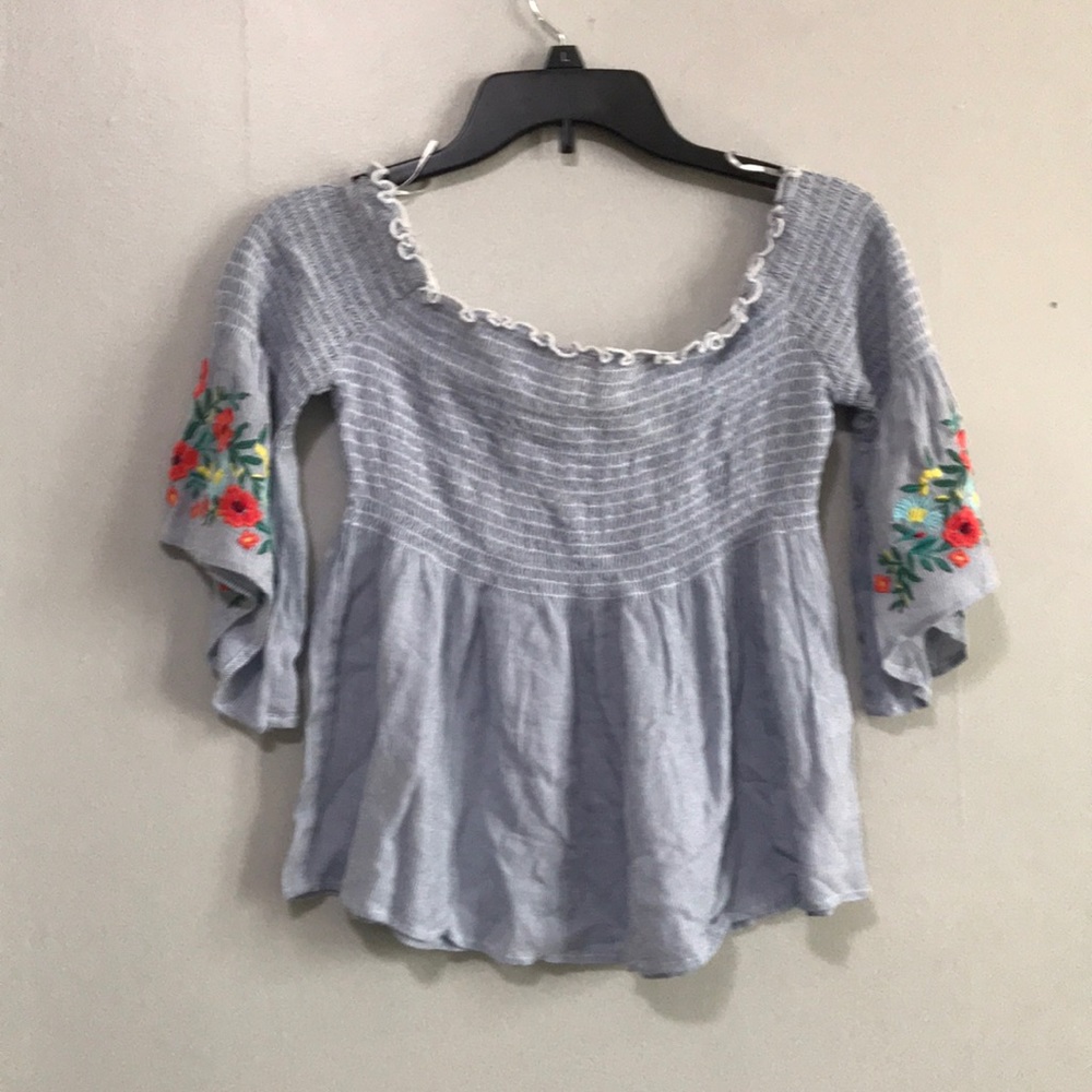 Hollister Off Shoulder Top Size M